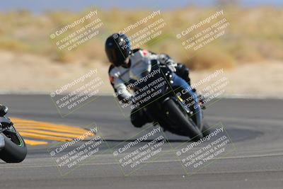 media/Oct-08-2022-SoCal Trackdays (Sat) [[1fc3beec89]]/Turn 16 (125pm)/